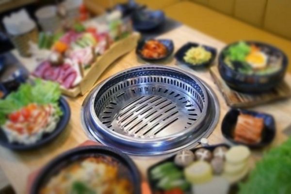 Vỉ nướng BBQ chống dính hình tròn Hàn Quốc