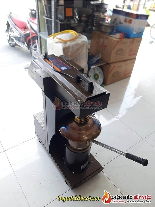 Mặt trước của máy khò than BBQ