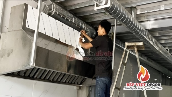 Bếp Việt Decor cung cấp chính sách bảo dưỡng hệ thống hút khói nhà hàng định kỳ, chuyên nghiệp