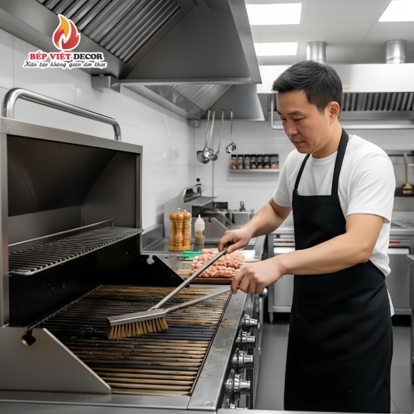 Vệ sinh vỉ nướng sạch sẽ trước khi sử dụng