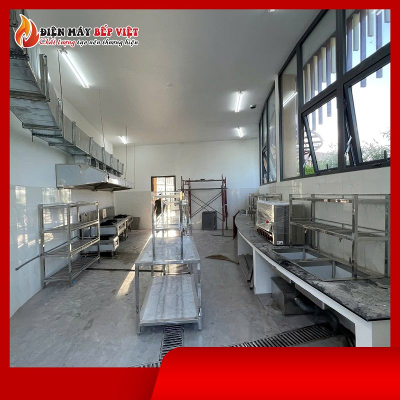 Đội ngũ nhân viên tại Bếp Việt Decor có nhiều kinh nghiệm