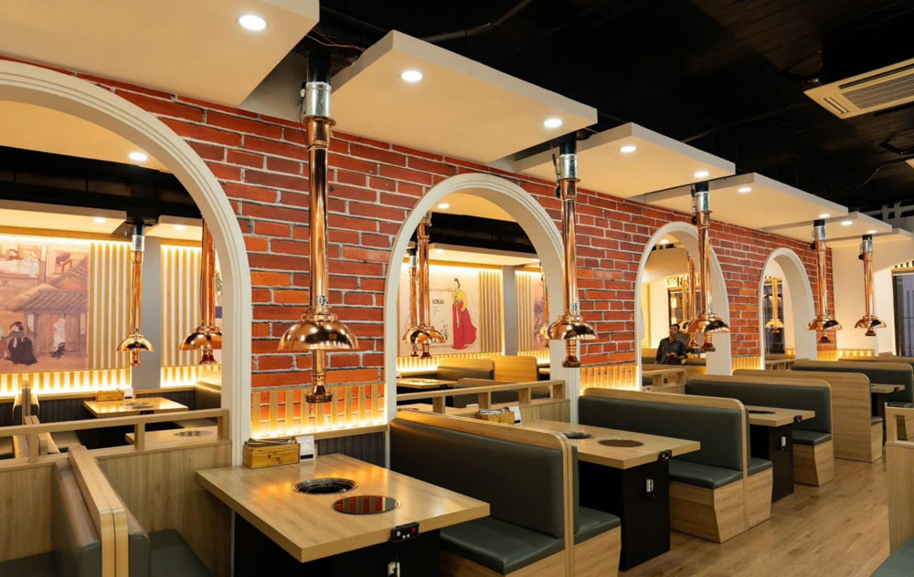 Cách tính công suất quạt hút khói quán nướng dựa vào loại hình kinh doanh và tần suất nấu