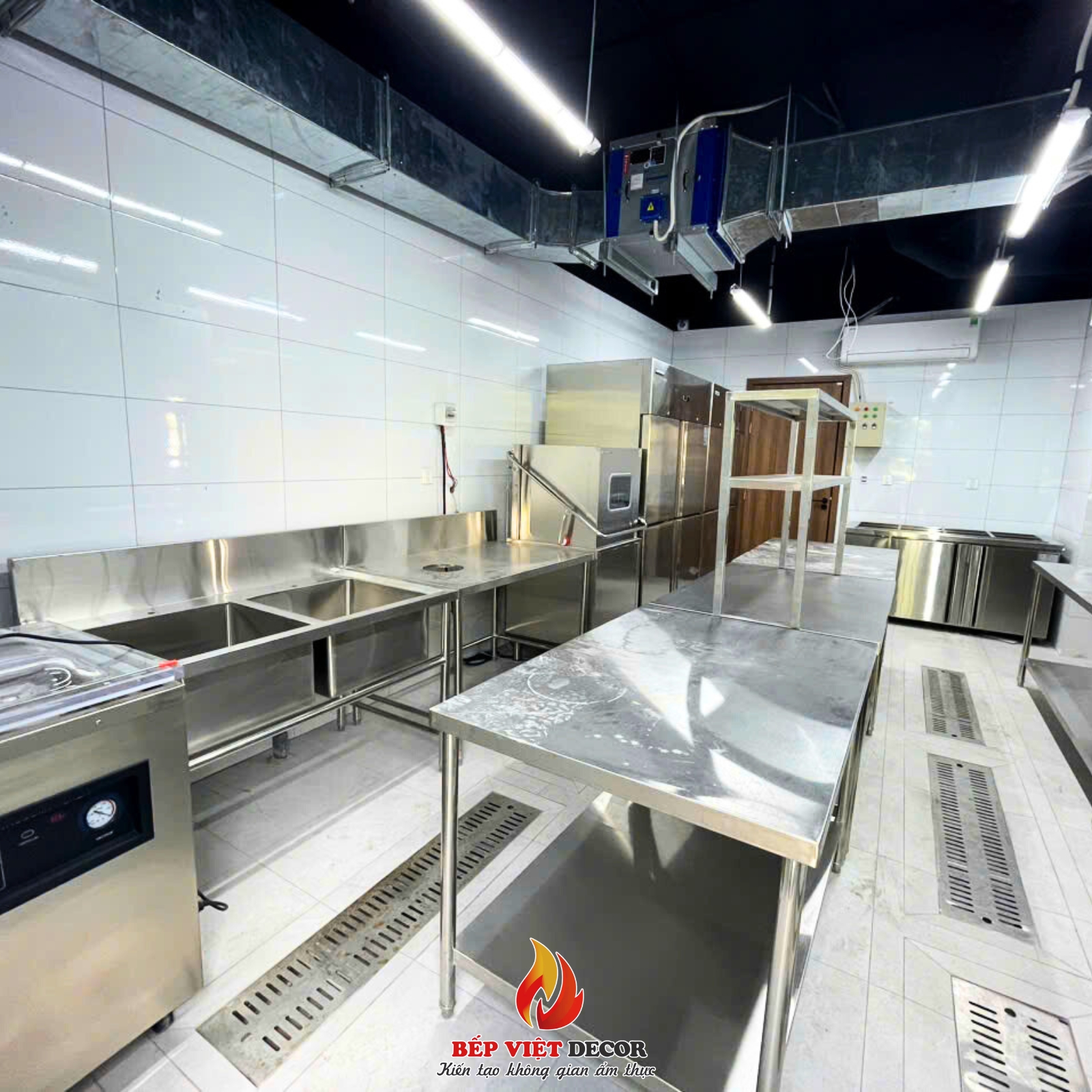 Bàn Giao Hệ Thống Bếp Công Nghiệp Cho Chuỗi Lẩu Bò