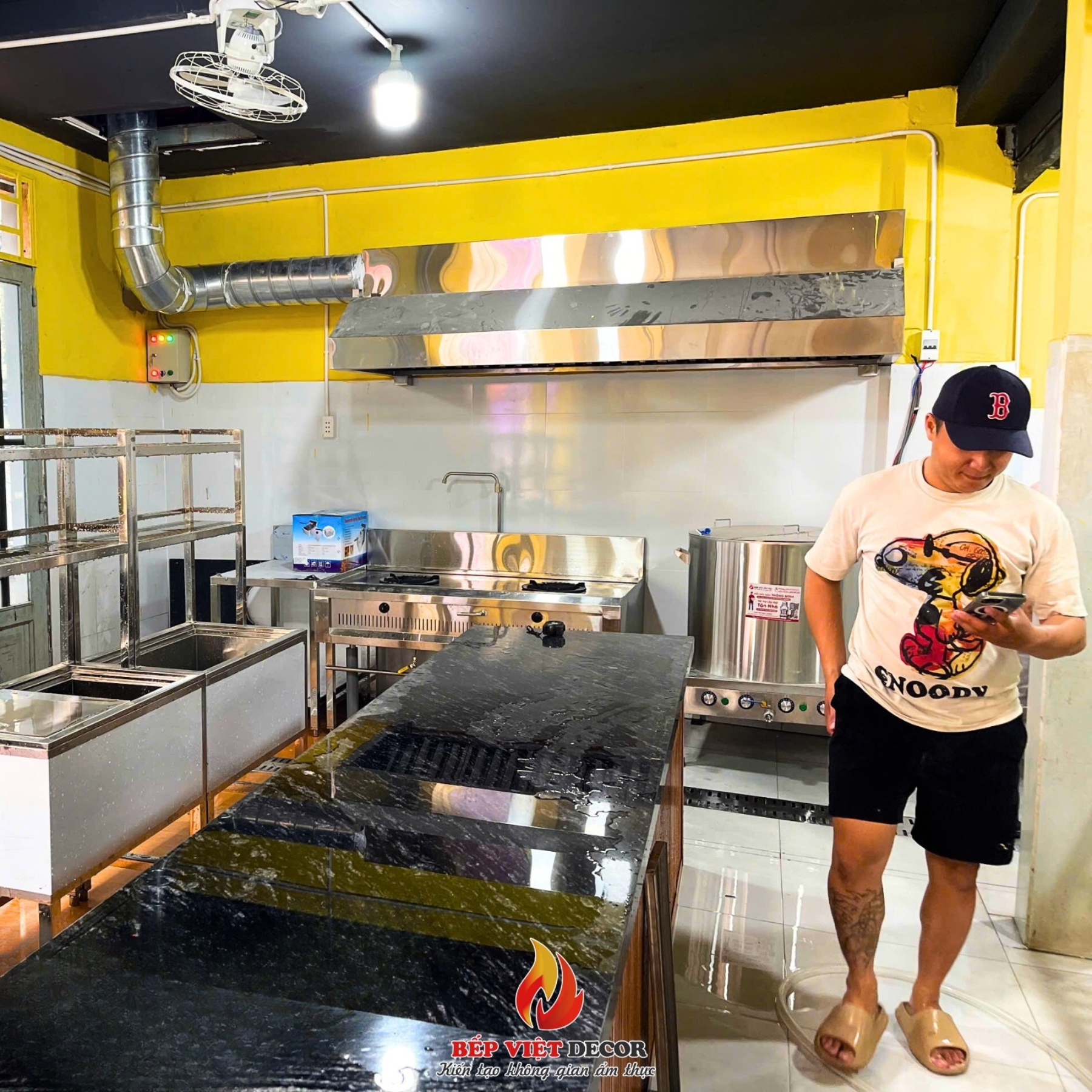 Setup Khu Bếp Công Nghiệp Cho Chuỗi Lẩu Cá