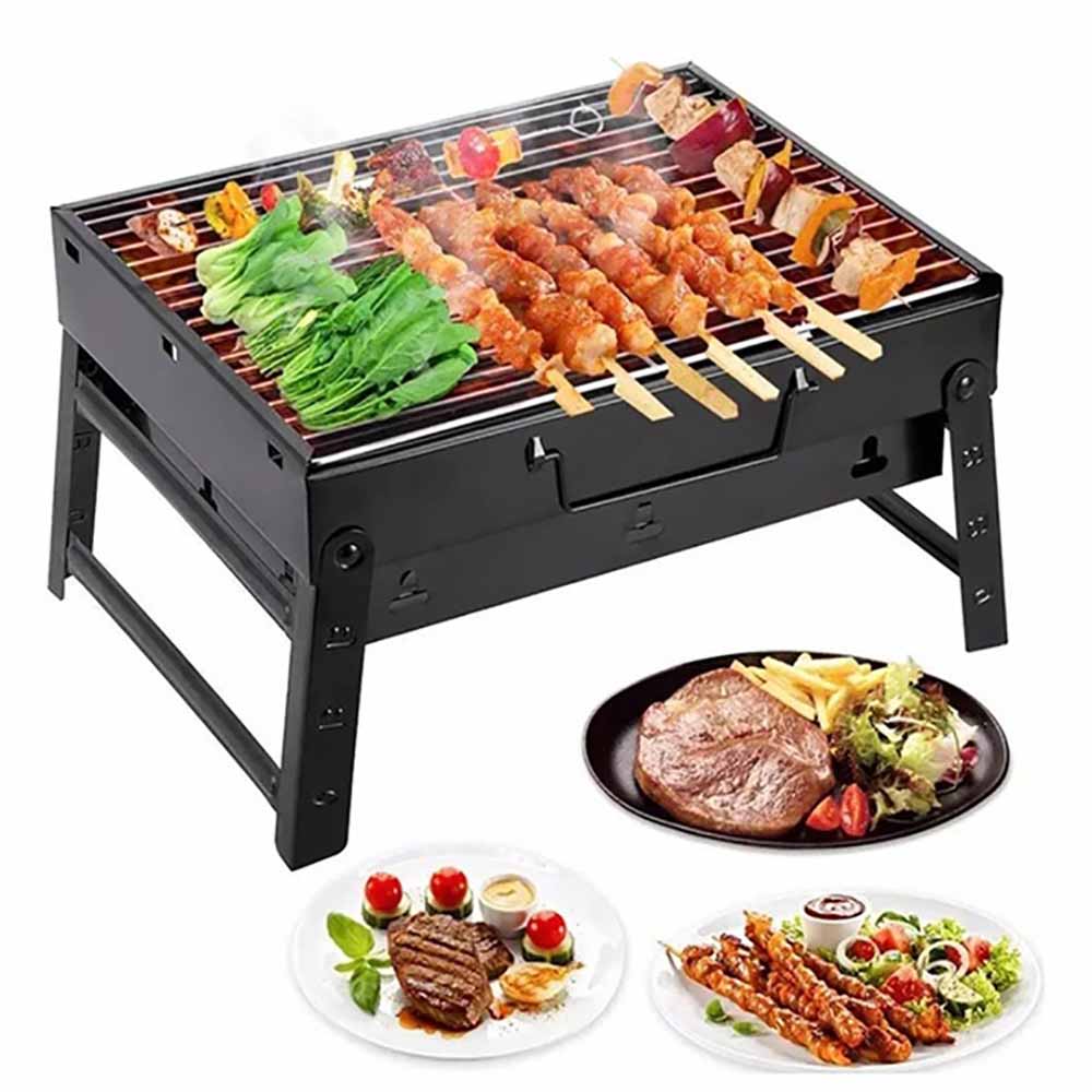 ​​​​​​​Bếp nướng BBQ ngoài trời với than hoa giữ hương vị thơm ngon