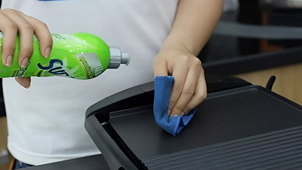 ​​​​​​​Vệ sinh bếp nướng âm an toàn, hiệu quả và bền đẹp