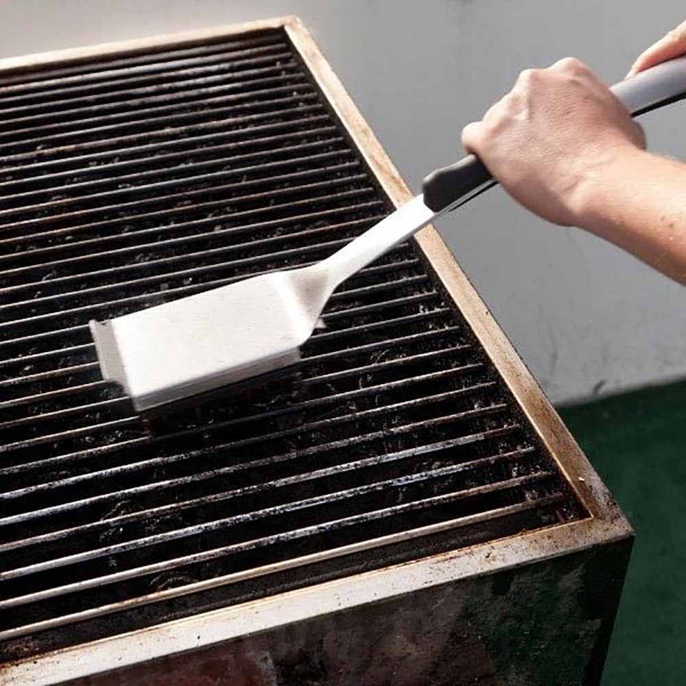 ​​​​​​​Vệ sinh bếp nướng BBQ sau khi sử dụng
