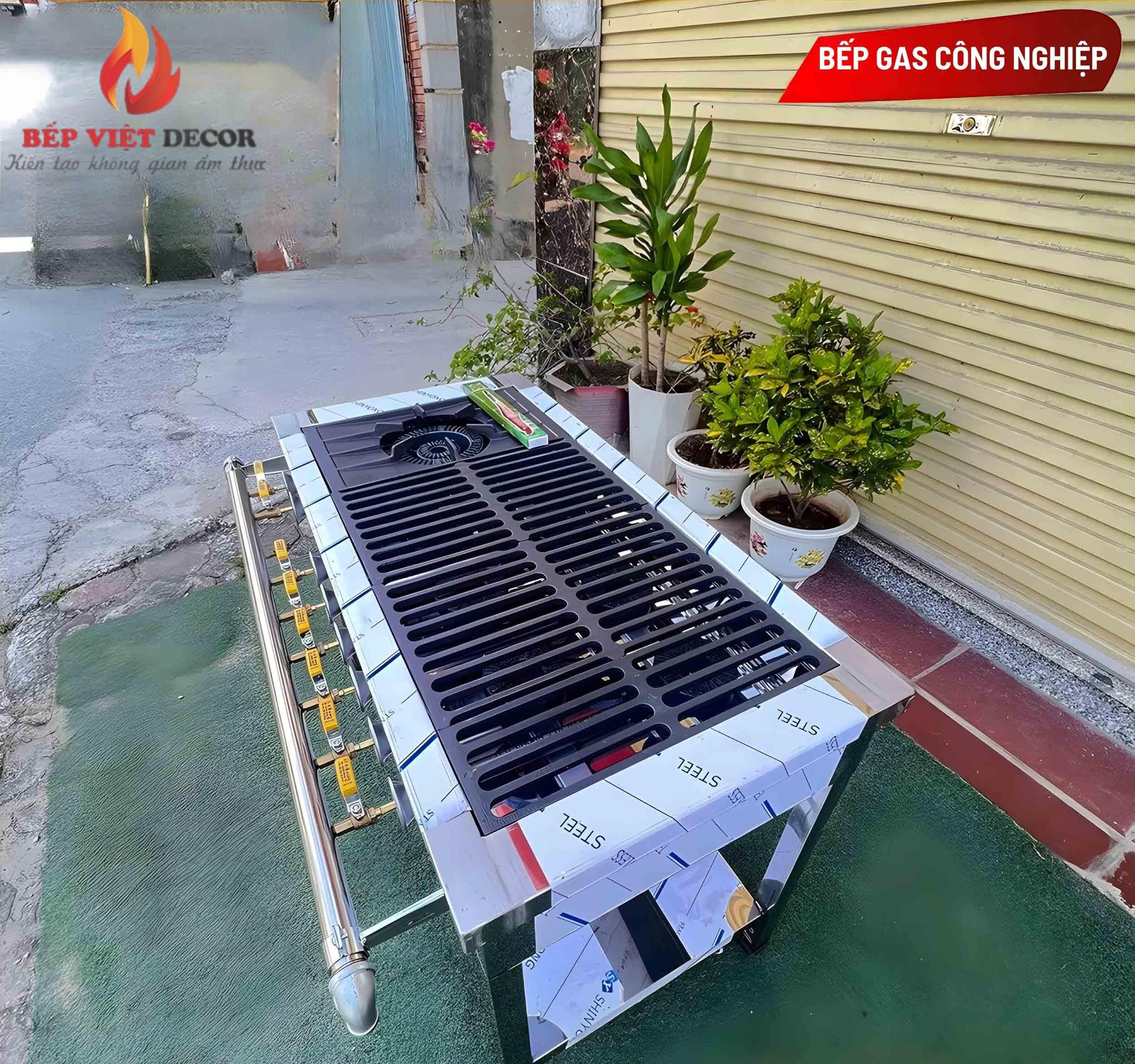 Bếp gas nhà hàng