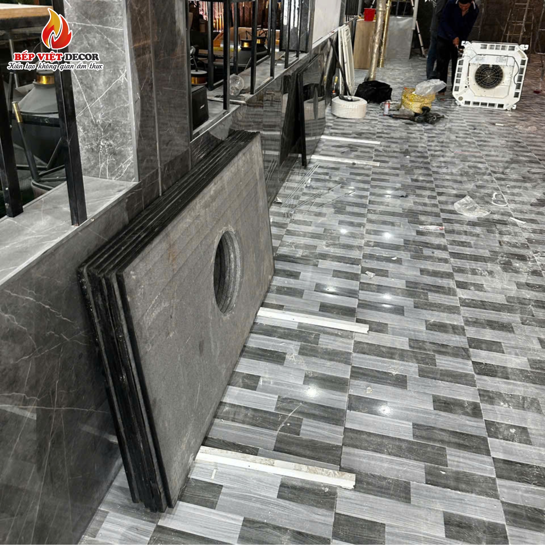 LẮP ĐẶT BÀN BẾP VÀ BẾP HÚT DƯƠNG HQ02