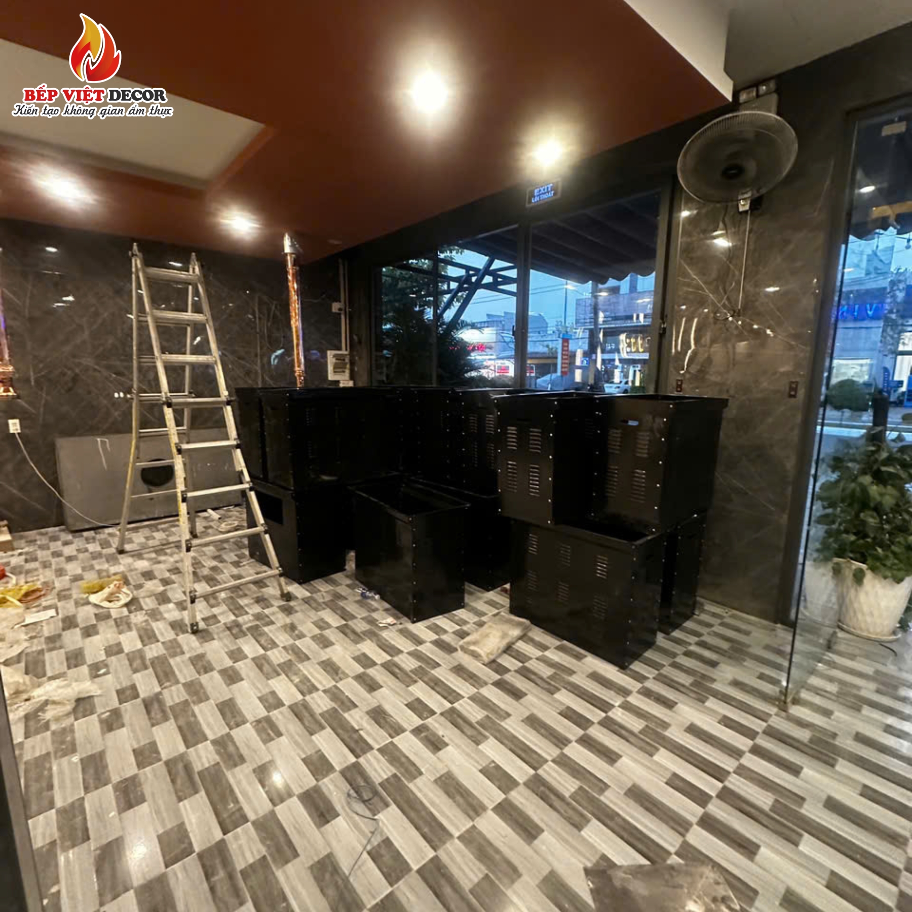 LẮP ĐẶT BÀN BẾP VÀ BẾP HÚT DƯƠNG HQ02