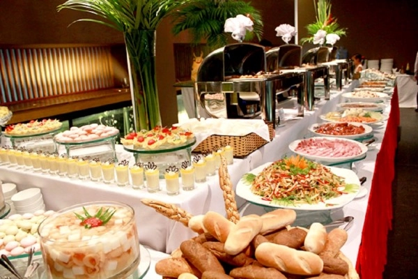 Thực đơn của nhà hàng buffet bình dân nên bao gồm những món ăn phổ biến